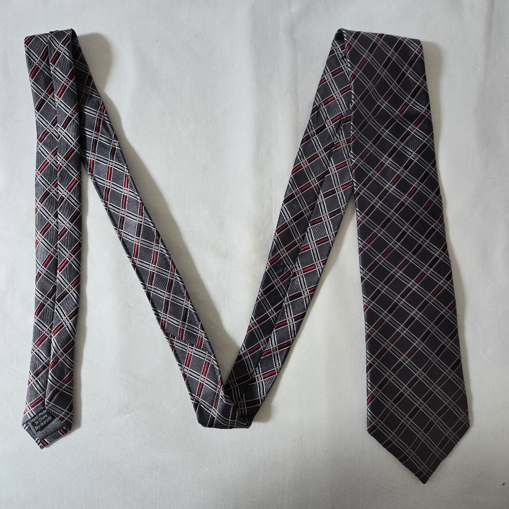 Pronto Uomo Couture Silk Checkered Tie in Grey and Red With Black Accents